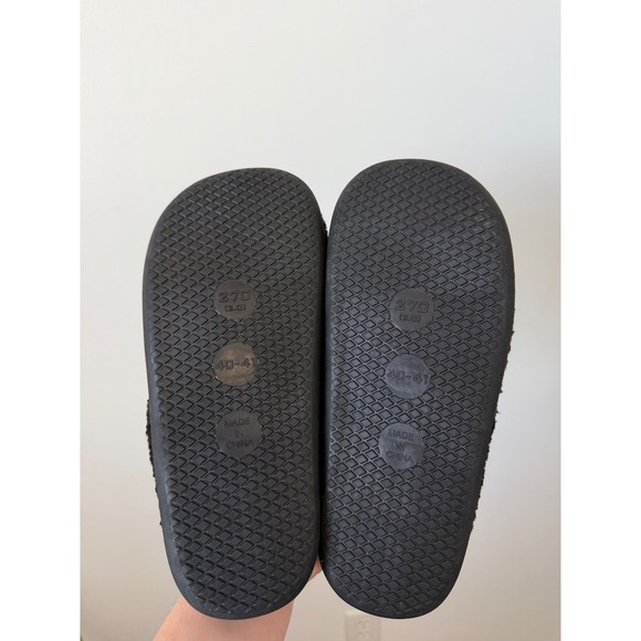 Women's Jack-O'-Lantern Halloween Slippers – Black & Orange – Size 40–41 – NWOT - Picture 3 of 4